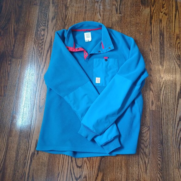 Topo designs fleece - Picture 1 of 3